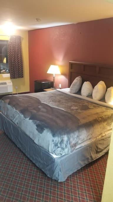 Hotel King Bed Room 236 Booking スティルウォーター エクステリア 写真